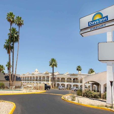Days Inn By Wyndham Airport - Phoenix Exterior foto